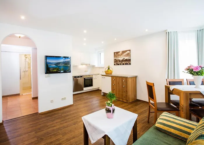 Neue Post - Apartments